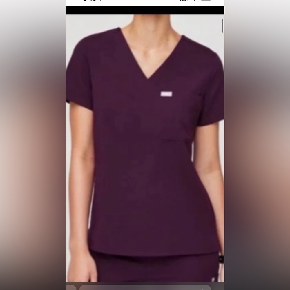 women's Deep Purple Casma™ - Three-Pocket Scrub Top - S / Deep Purple FIGS